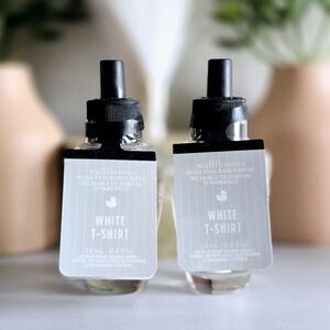2 White T Shirt Wallflower Refills by Bath & Body Works